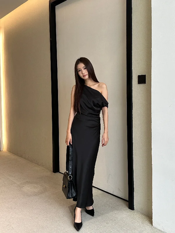 Tabula dress (ready stock in black (S)/ 2 colours)