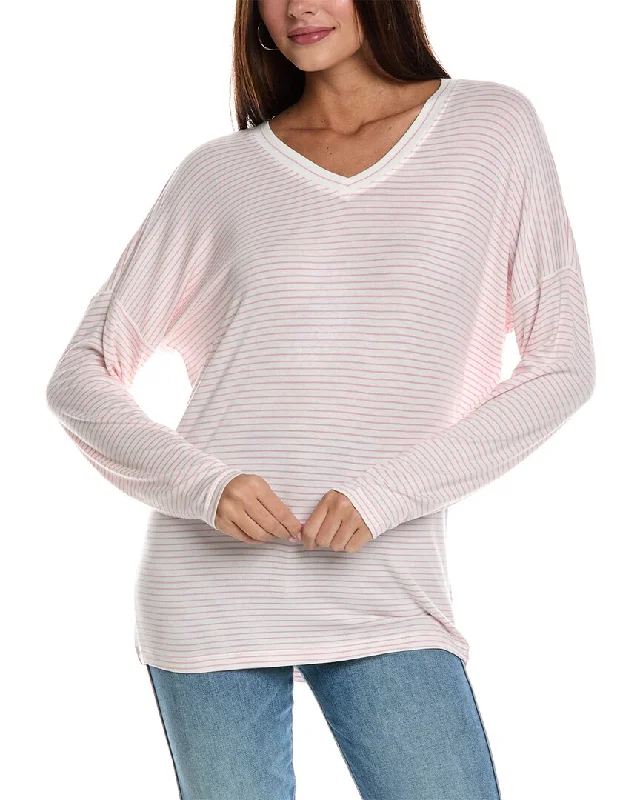 cabi Serenity T-Shirt Zippered Front Buttoned Front Snap Front