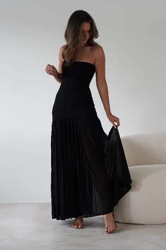 Mel Strapless Chiffon Skirt Maxi Dress | Black Trendy Fit-and-Flare Maxi Dress