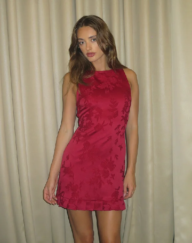Benian Mini Dress in Satin Jacquard Red Fashionable Boho-Chic Mini Dress