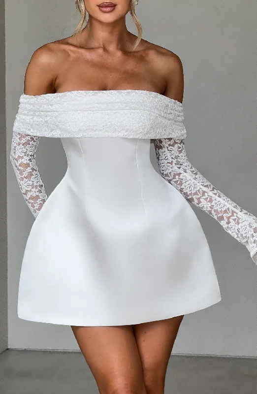 Georgianna Mini Dress - Ivory Stylish Short-Sleeve Mini Dress
