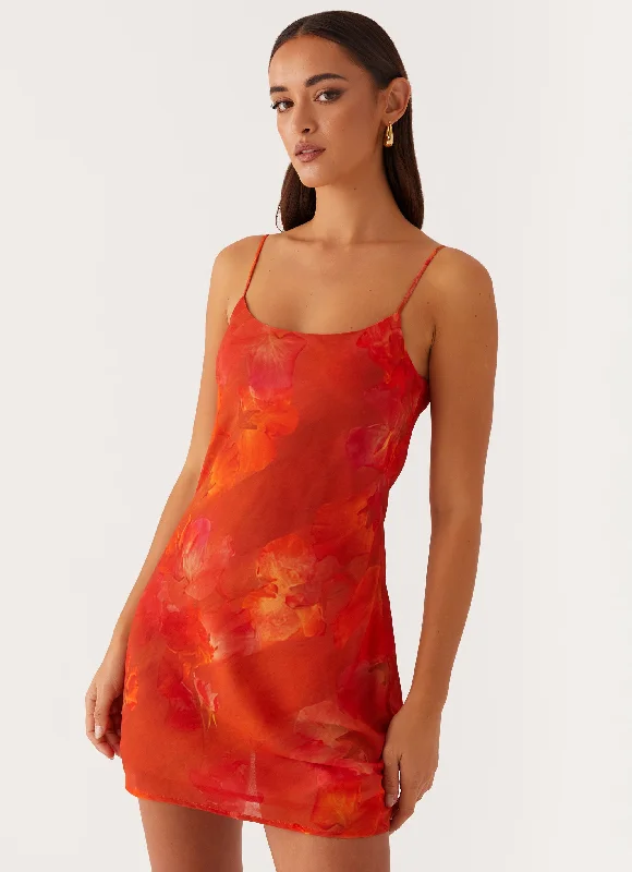 Manifest Mini Dress - Amber Elegant Floral-Print Mini Dress