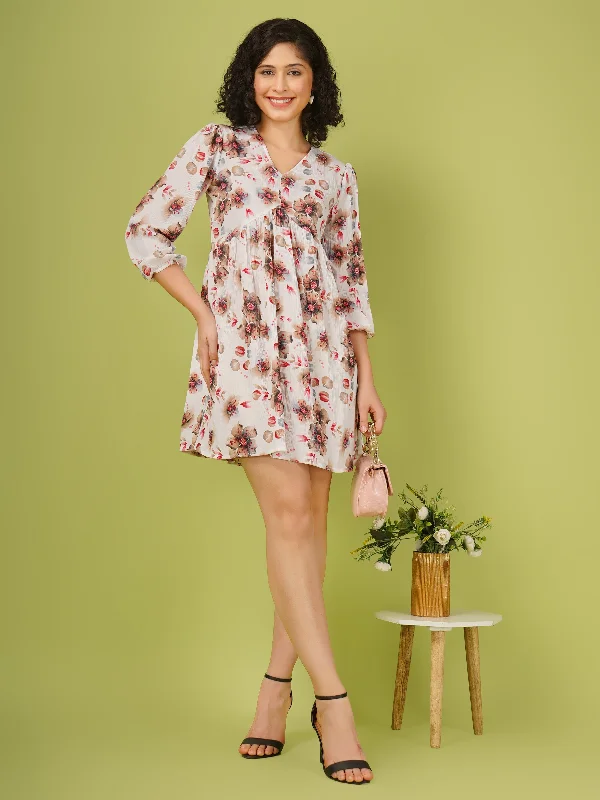 Pretty White Floral Printed Fit and Flare Mini Dress Fashionable Mini Dress with Frills Pretty White Floral Printed Fit and Flare Mini Dress Fashionable Mini Dress with Frills