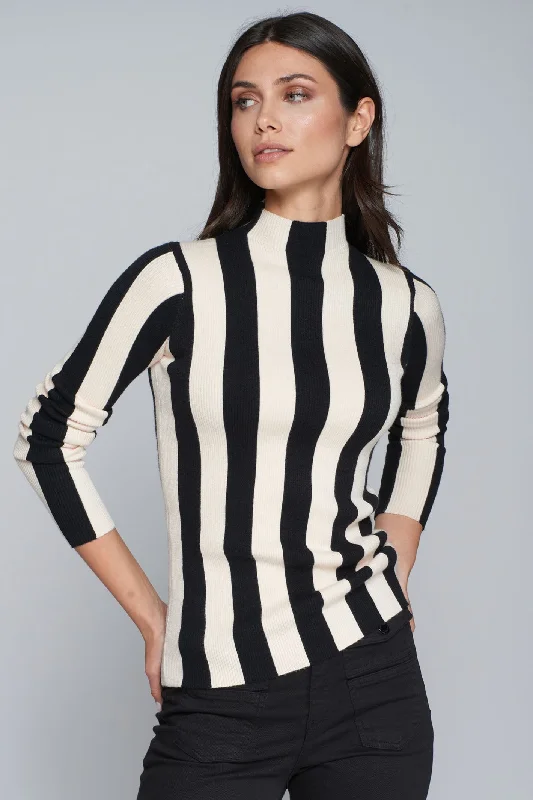Vilagallo 31691 Black & White Stripe Jumper Fitted Loose Oversized