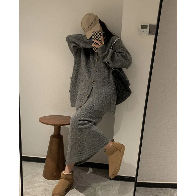 Large size fat mm knitted skirt suit two-piece autumn and winter loose lazy style sweater jacket high waist skirt suit Notch Collar Peter Pan Collar Cowl Neck