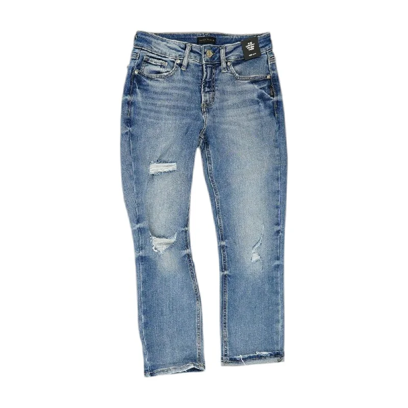 Blue Solid Capri Jeans Classic Slim Fit Jeans