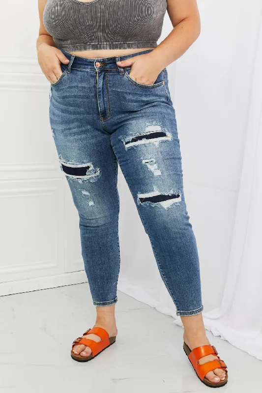 Judy Blue Dahlia Full Size Distressed Patch Jeans Trendy Skinny Fit Jeans