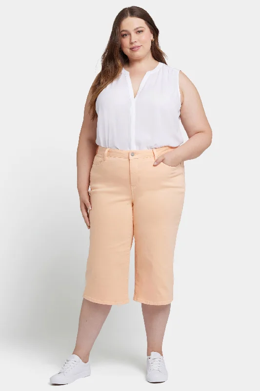 Wide Leg Pedal Pusher Jeans In Plus Size - Melon Casual Distressed Denim Jeans