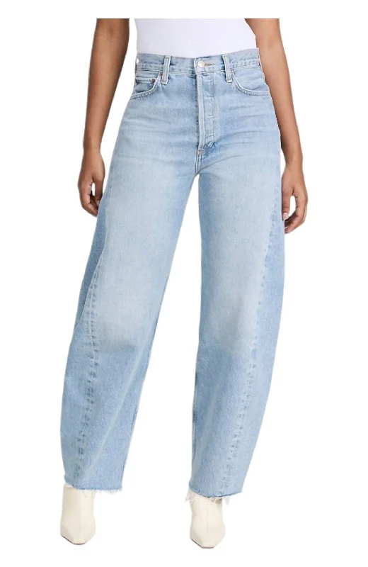 Luna High Rise Pieced Taper 27.5" Jeans In Void Trendy Bootcut High-Waisted Jeans