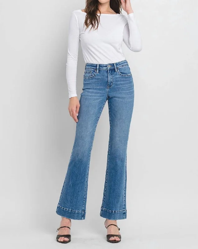 Relaxed Flare Jeans In Denim Comfortable Zip-Fly Denim Jeans