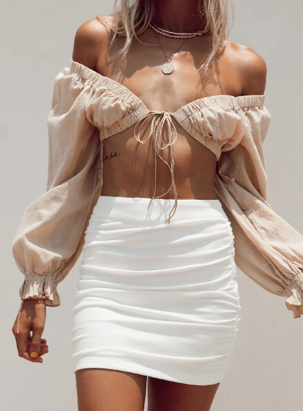 Benji Mini Skirt White lightweight skirt design