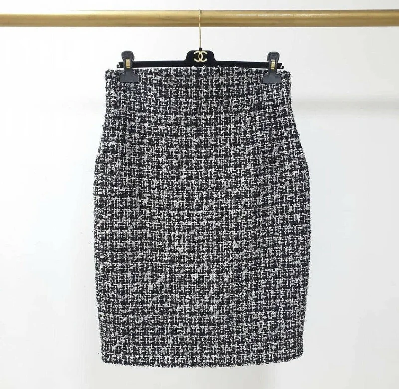 Chanel Tweed Mini Skirt size 44 corduroy skirt cozy
