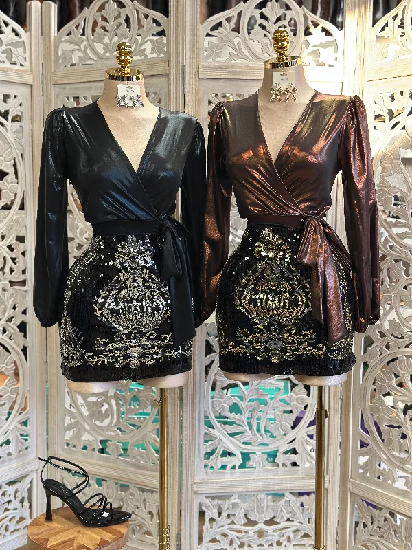 Sequin Design Mini Skirt- Estira Mucho, Very Stretchy wrap skirt elegant
